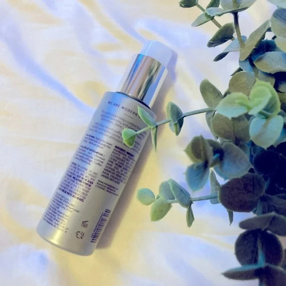 MONAT  Frizz-Fix Smoothing Hair Primer​​ - Picture 2 of 2